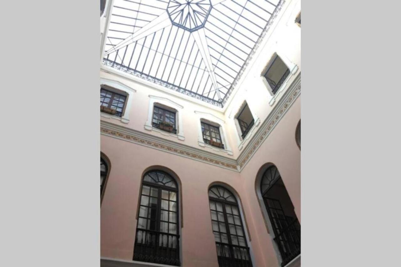Palacio Caballeros. Parking/Wifi Jerez de la Frontera Luaran gambar