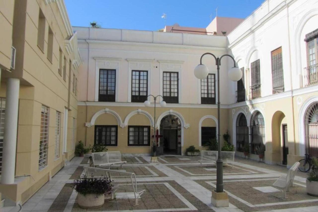 Palacio Caballeros. Parking/Wifi Jerez de la Frontera Luaran gambar